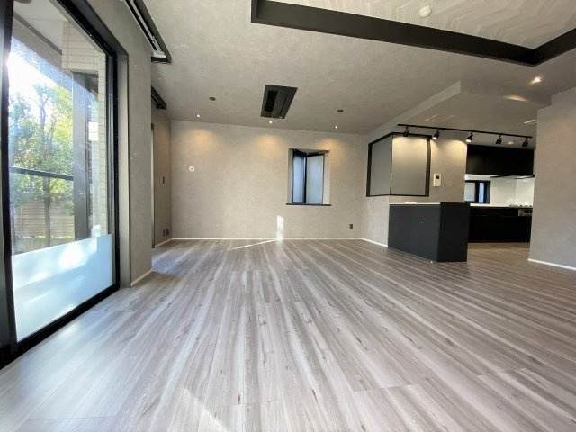 新宿区新小川町の賃貸マンションの居間・リビング