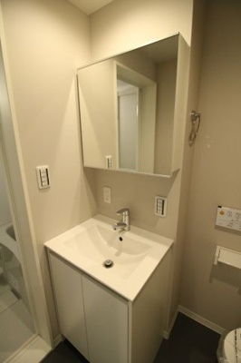 【洗面所】 | tu-ki