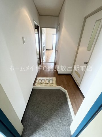 タルミハイツの玄関
