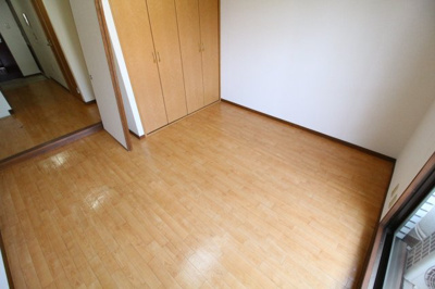 【寝室】 | レディースゴールドハイツ