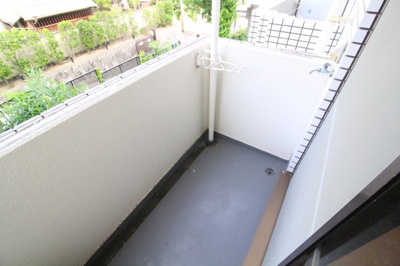 【バルコニー】 | レディースゴールドハイツ