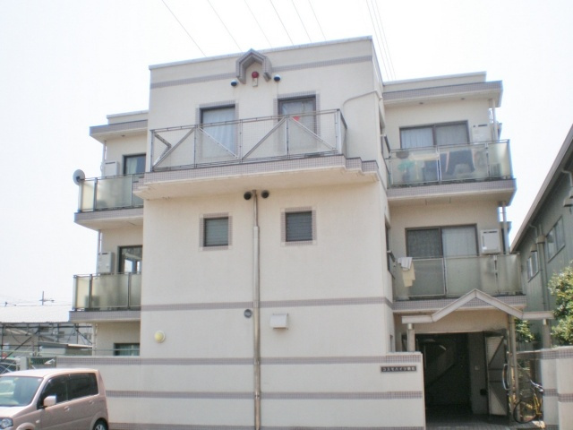 アッシュコート明石の外観