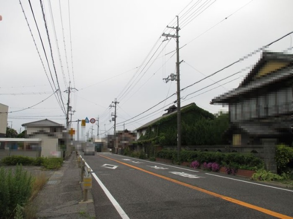 近江八幡市馬淵町　売土地の前面道路含む現地写真
