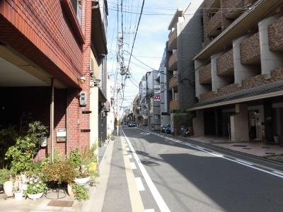 アスヴェル京都御所前Ⅱの周辺|前面道路