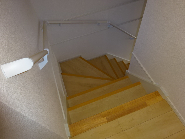 アルタBのその他|階段