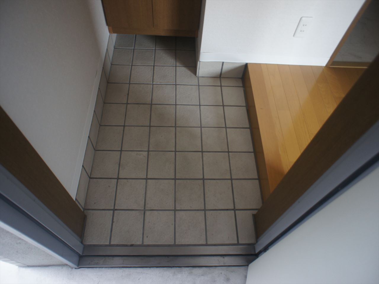 オーキッドビル白鳥｜名古屋市の賃貸ならMy賃貸の玄関|オーキッドビル白鳥