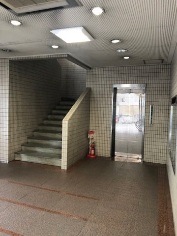 中田ビルの外観