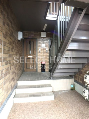 【エントランス】 | ラコンテ東通 | 清潔なエントランスです