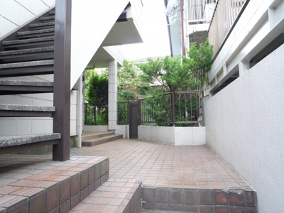 【エントランス】 | メゾンアイラ