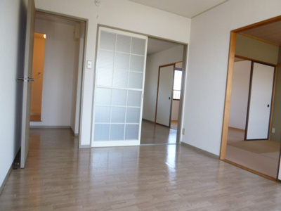 【居間・リビング】 | プレジール清音Ａ