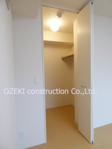 アルバ・グラート Bの収納