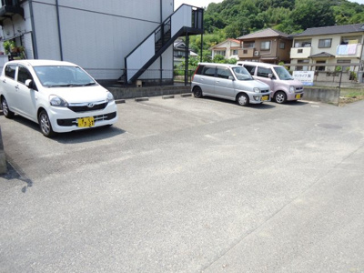 【駐車場】 | サンライフ友　B