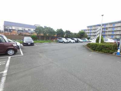 【駐車場】 | 鶴見スカイハイツ | 平置き駐車場
