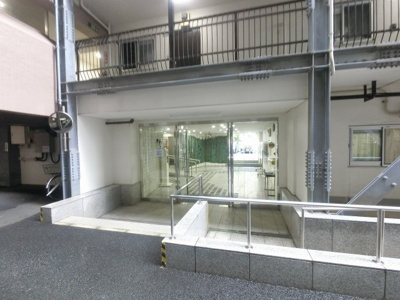 【エントランス】 | 豊栄綱島マンションB棟 | エントランス部分
