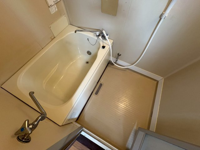 コーポジュネスの洋室