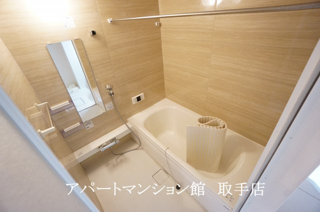 ル・ジャルダンＢの浴室