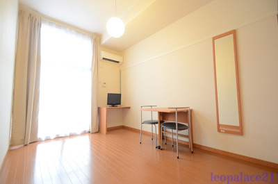 【居間・リビング】 | レオパレスＶｉＶｉ芦屋