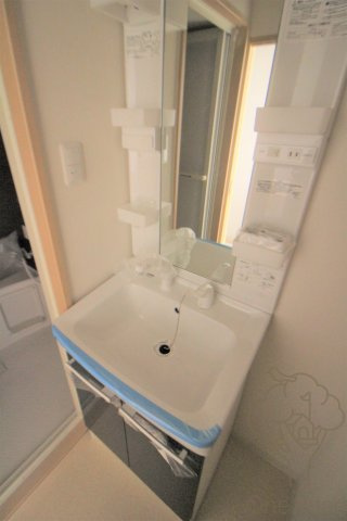 Kalmia北梅田の独立洗面台