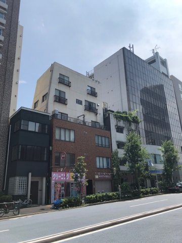 メゾン新宿の外観