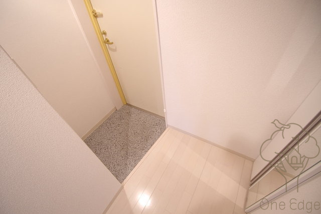 アルビオン西梅田の玄関