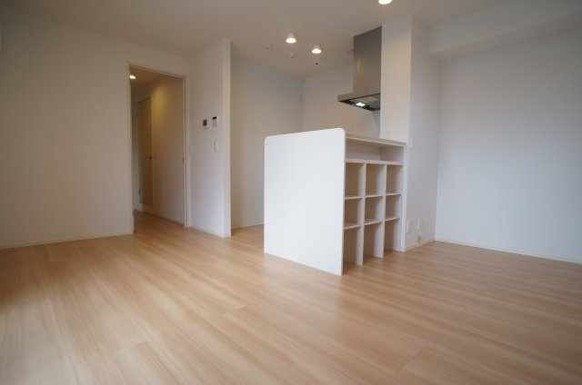 LE　LIEN　ELEVERの居間・リビング|参考、同建物・同間取りの号室