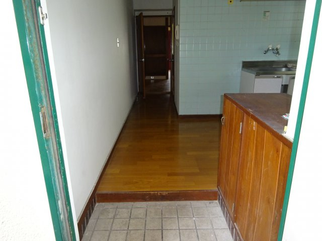 杉浦マンションの玄関