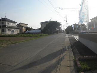 【前面道路含む現地写真】 | 前面道路含む現地写真です