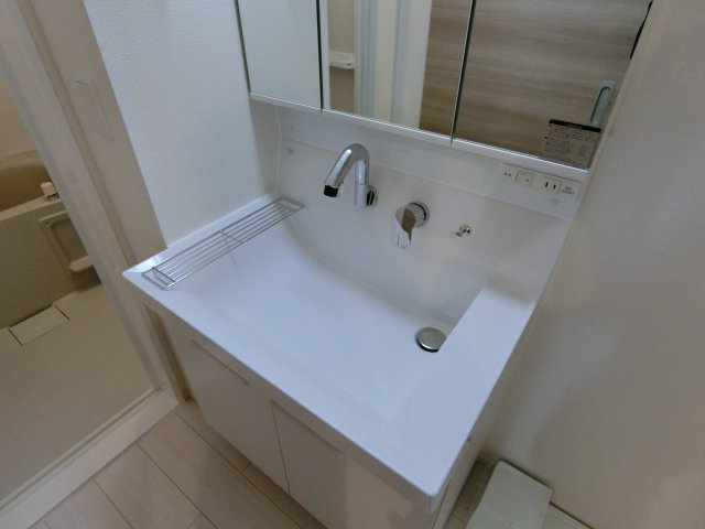 ヴィラボヌールの独立洗面台