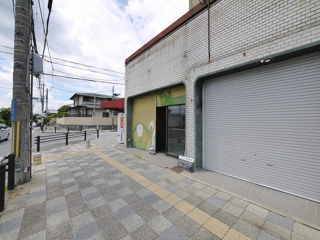 おかげビルの周辺