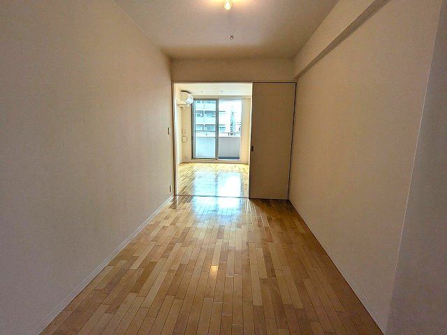ParkCube浅草田原町の設備|5.7帖洋室