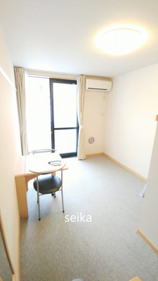 【内装】 | エムエムワン | ２F以上はカーペット敷きのお部屋です。