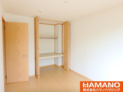 【内装】 | ロイヤルコート | 内装は落ち着いています