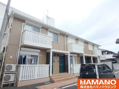 【外観】 | ロイヤルコート | 【ロイヤルコート】外観もきれいです