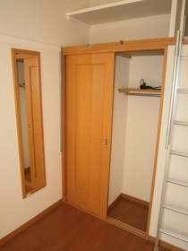 【収納】 | アードゥラー | １階はフローリング、２階はカーペットになります。