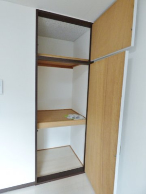 【収納】 | ＹＫビル | 居室の収納は２段の押入＋天袋！