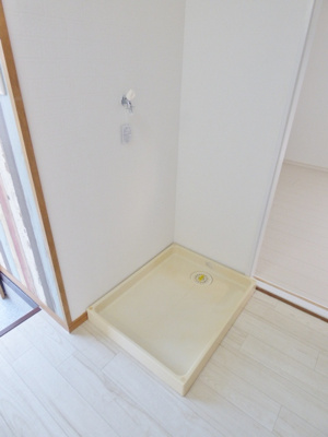 【設備】 | ＹＫ第２ビル | 室内洗濯機置場。洗濯パン付き！