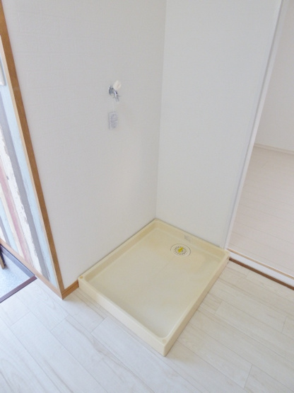 【設備】 | ＹＫ第２ビル | 室内洗濯機置場。洗濯パン付き！