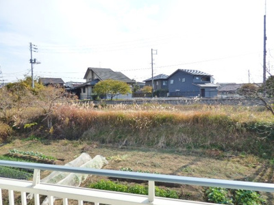 【展望】 | メゾン常盤 | 日当たりも良く、風通しの良い、のどかな環境です。