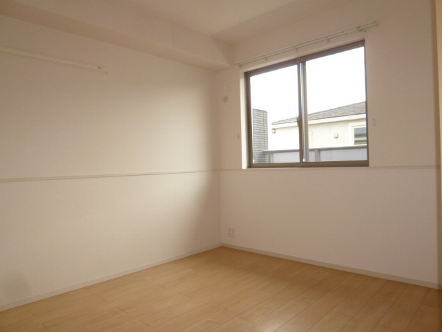 ディリジェントファイブＢの洋室