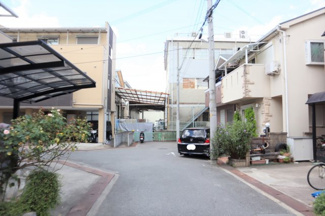 【前面道路含む現地写真】