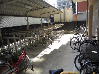 エスト堀川の駐車場|駐輪場