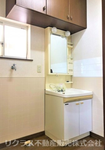 中古戸建 長田区花山町 システムキッチン トイレ２ヶ所 ２沿線利用可 バルコニー 浴室に窓 神戸市の売却査定 一戸建て マンションはリクラス不動産販売株式会社へ