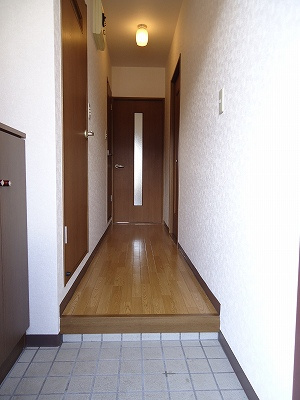  | 誠進館