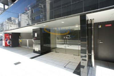 【エントランス】 | ラヴ心斎橋ウエスト