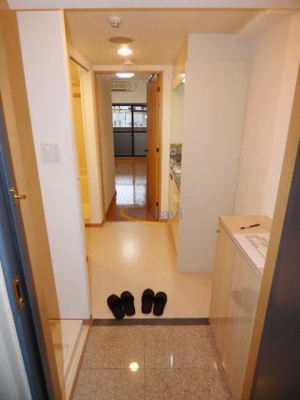 【玄関】 | レジデア西本町