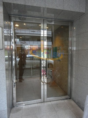 【エントランス】 | ルミエール西長堀