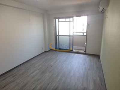 【寝室】 | スタンドアップ野里