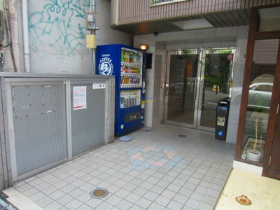 【エントランス】 | 新町エビス