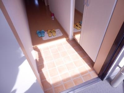 アビタシオンオンズアンの玄関