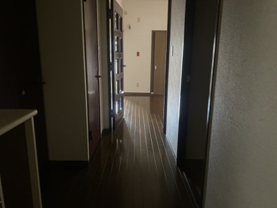 【玄関】 | ロイヤルメゾンⅡ | 毎日通る玄関はこちらです